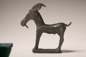 ヤギ、紀元前6-5世紀（ブロンズ）